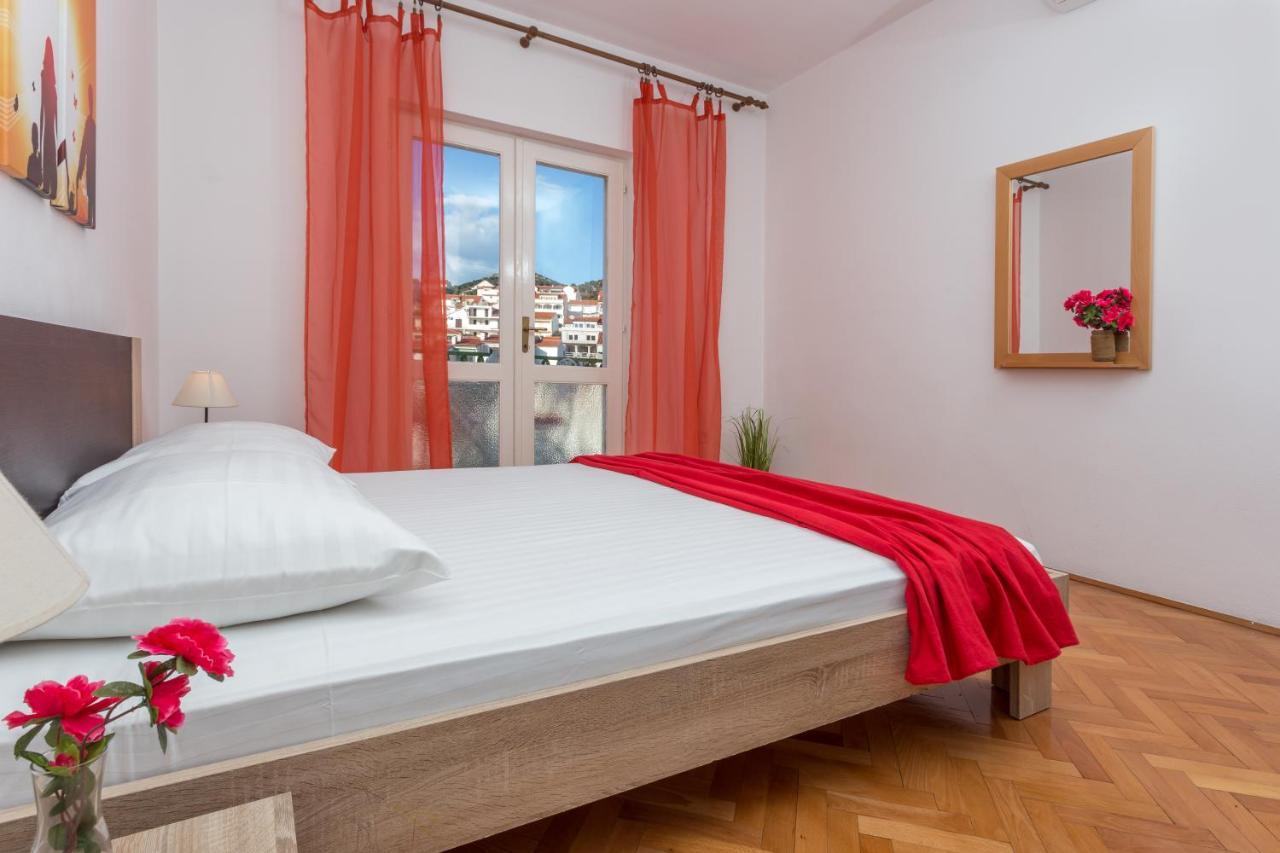 Apartments Marija Bibic Hvar Town Luaran gambar