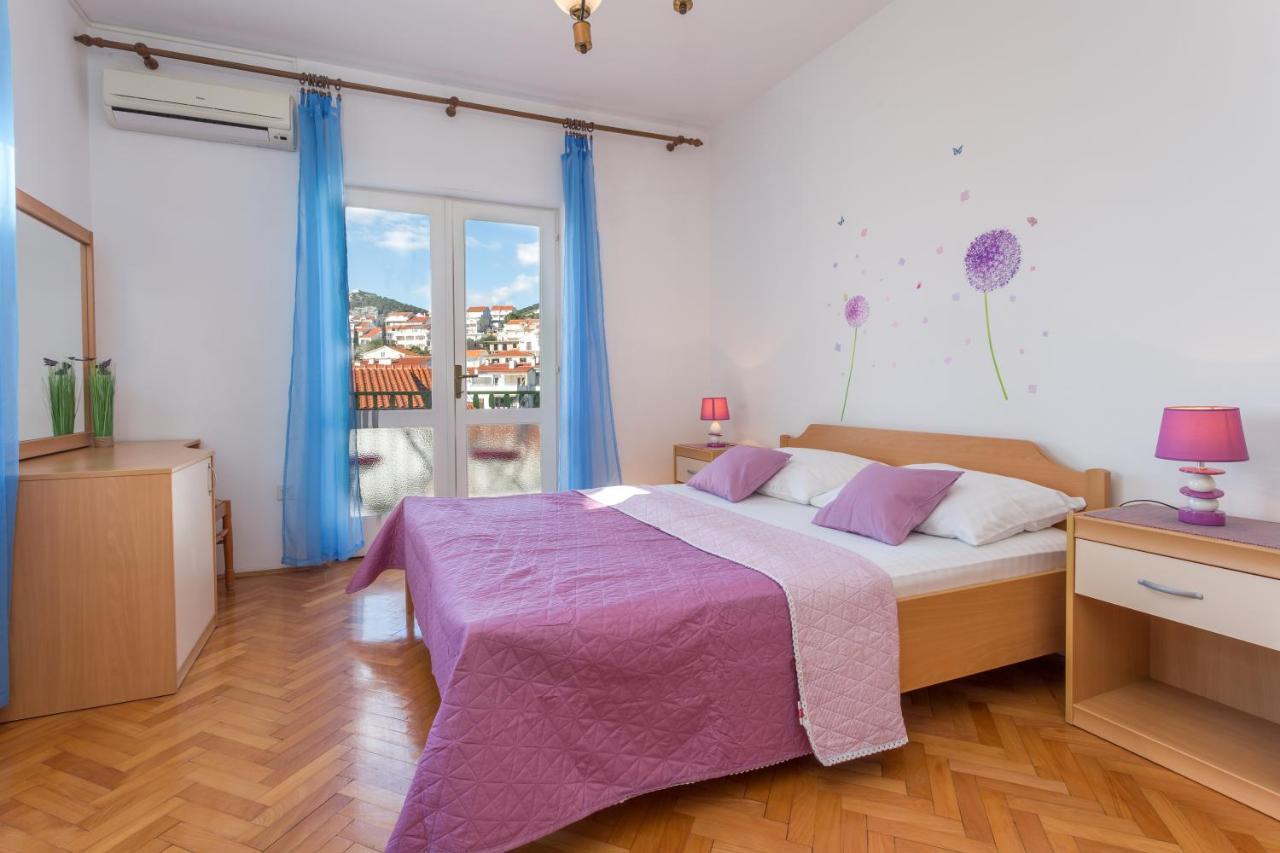 Apartments Marija Bibic Hvar Town Luaran gambar