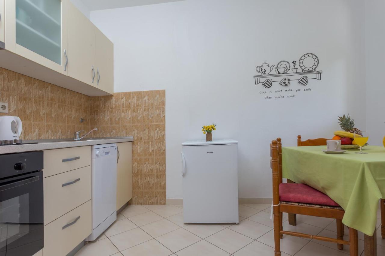 Apartments Marija Bibic Hvar Town Luaran gambar