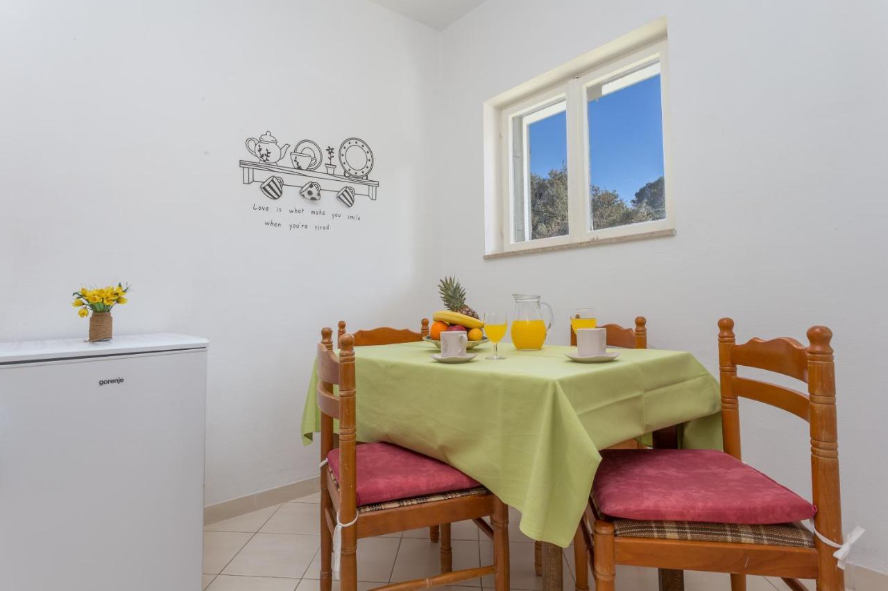 Apartments Marija Bibic Hvar Town Luaran gambar