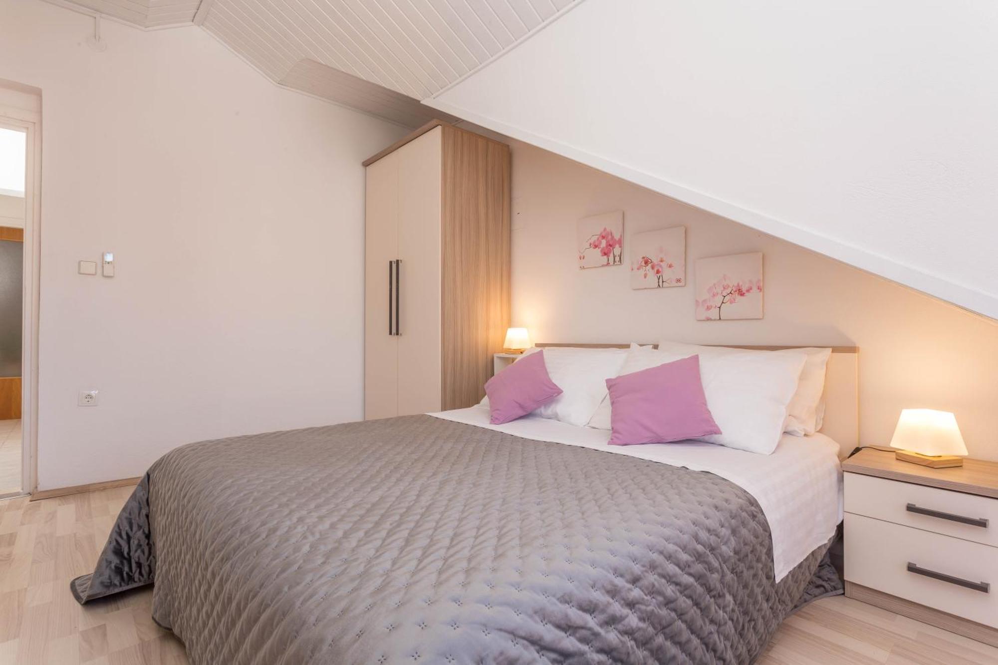 Apartments Marija Bibic Hvar Town Luaran gambar